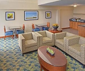 Holiday Inn Select Dallas-Ft. Worth-Airport-North アーヴィング Restaurant photo