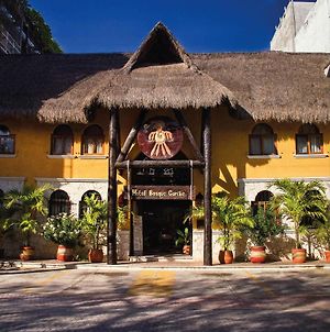 Hotel Bosque Caribe, 5Th Av. Zone プレヤデルカーメン Exterior photo