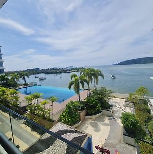 Elegant Living @ Pelagos Suites Oceanus Waterfront Kk コタキナバル Exterior photo