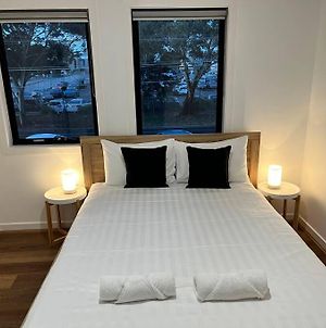 Brand New Modern 2 Bedroom Guesthouse At Airport!メルボルン Exterior photo