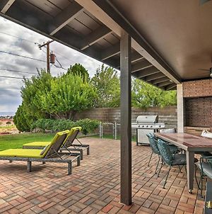 Mid-Century Page Retreat With Lake Powell Views!ヴィラ Exterior photo