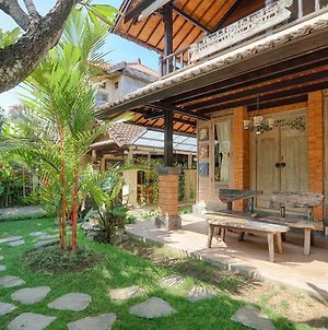 Katang - Katang Guest House デンパサール Exterior photo