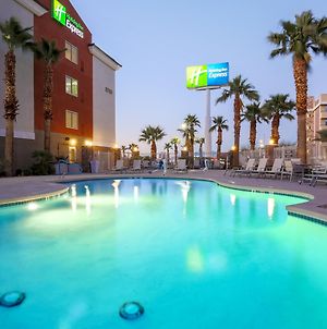 Holiday Inn Express Las Vegas - South Exterior photo