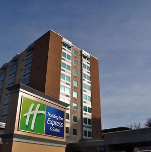 Holiday Inn Express & Suites Pittsburgh West - Green Tree Exterior photo