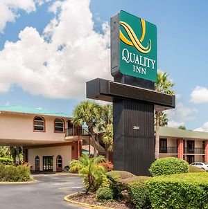 Quality Inn & Suites Orlando Airport オーランド Exterior photo