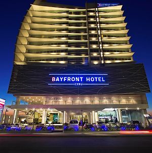 Bayfront Hotel Cebu - North Reclamation Exterior photo