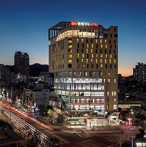 ホテルイビス アンバサダー プサン シティセンター 釜山広域市 Exterior photo