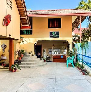 White Shamrock Beach Hotel Boracay Island Exterior photo