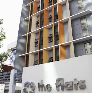 The Flats Amorsoloマニラ市 Exterior photo