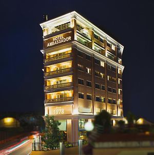 ホテル アンバサダー バイ Ace ホテルズ カトマンズ Exterior photo