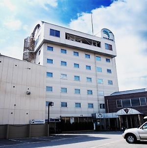 高山 シティホテル フォーシーズン Exterior photo