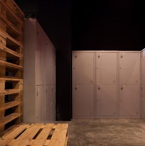 Capsule By Container Hotel セパン Exterior photo