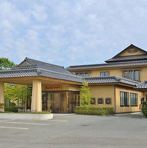 ホテル秋田温泉プラザ Exterior photo