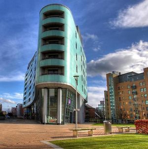 Quay Apartments Leeds リーズ Exterior photo