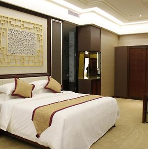 Zhuhai Paragon Holiday Hotel Room photo