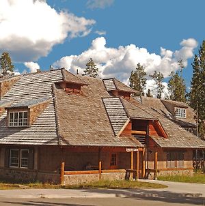 Canyon Lodge And Cabins Yellowstone National Park Exterior photo