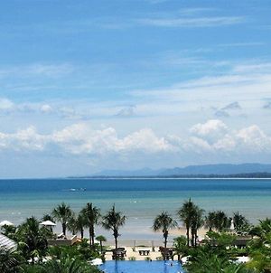 Marriott Resort And Spa Nai Yang Beach Exterior photo