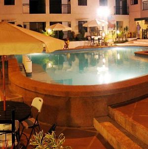 Lancaster Hotel Cebu ラプ＝ラプ市 Exterior photo