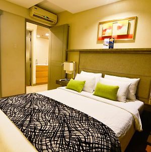 Best Western Antel Spa Hotel Suites マカティ Room photo