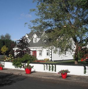 Briar Lodge バンラッティ Exterior photo