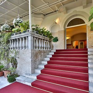 ホテル ビアスッティ ヴェネツィア・リド島 Exterior photo