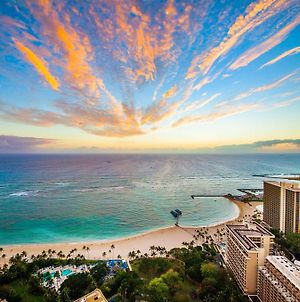 ホテルGrand Waikikian By Hilton Grand Vacations ホノルル Exterior photo