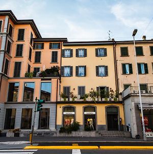 Vip Bergamo Apartments Exterior photo