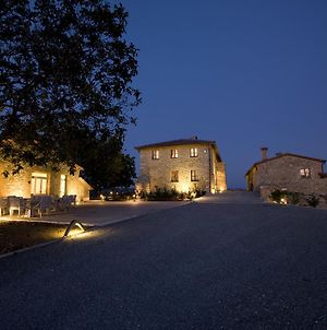 Villa Il Castagno Wine & Resortシエーナ Exterior photo
