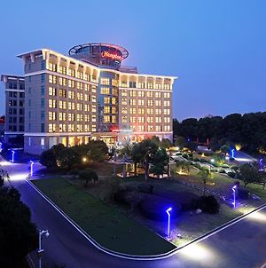Hampton By Hilton Wuhan Tianhe Airport East Exterior photo