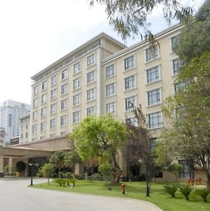 Yunnan Zhenzhuangying Hotel 昆明 Exterior photo