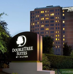 Doubletree Suites By Hilton Boston - Cambridge ボストン Exterior photo