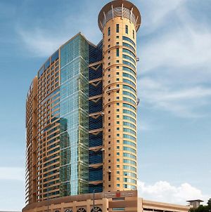 Grand Millennium Al Wahda Hotel And Executive Apartments アブダビ Exterior photo