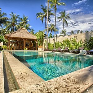 Benthos Bali Dive Resort チャンディダサ Exterior photo