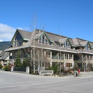 ホテルWhistler Vacation Club At Twin Peaks Exterior photo