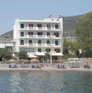 Apollon HotelMéthana Exterior photo
