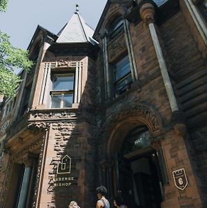 Auberge Bishop - Hostelモントリオール Exterior photo