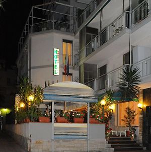 Hotel Sorriso サンレモ Exterior photo