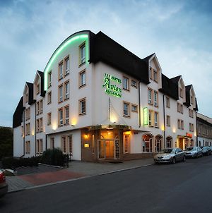 ホテル アヴィオン プラハ Exterior photo