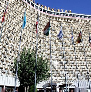 ホテル ウズベキスタン タシュケント Exterior photo