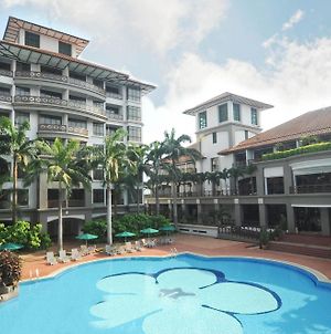 Mahkota Hotel Melaka Exterior photo