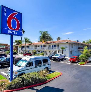 Motel 6 Los Angeles - ローランド・ハイツ Exterior photo