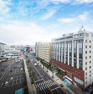 Jeju Palace Hotel Exterior photo