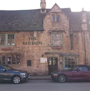 チッピング・カムデン Red Lion Tavern Bed & Breakfast Exterior photo