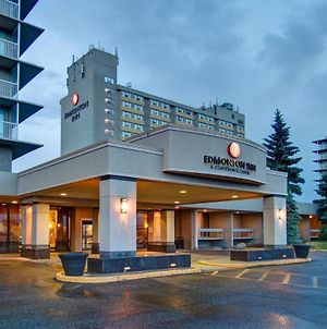 Edmonton Inn And Conference Centre Exterior photo