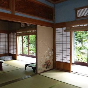 Guesthouse Higashi Fujitatei 湯村 Exterior photo