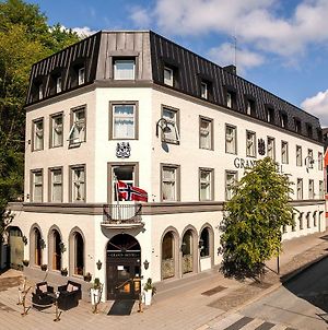 Grand Hotel Arendal - Unike Hoteller アーレンダール Exterior photo