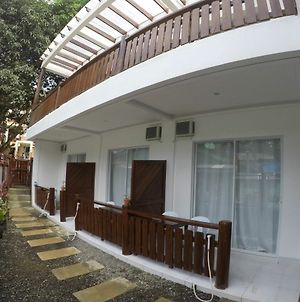 Neela Tourist Lodge エルニド Exterior photo