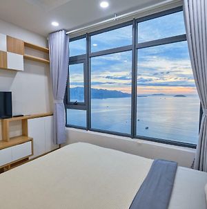 Sunrise Hon Chong Ocean View Apartment ニャチャン Exterior photo