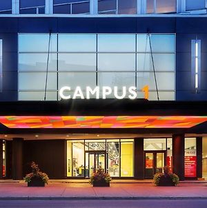 Campus1 Mtl Student Residence Downtown モントリオール Exterior photo