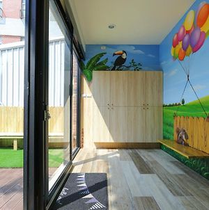 Colorful Balloons Homestay 馬公市 Exterior photo